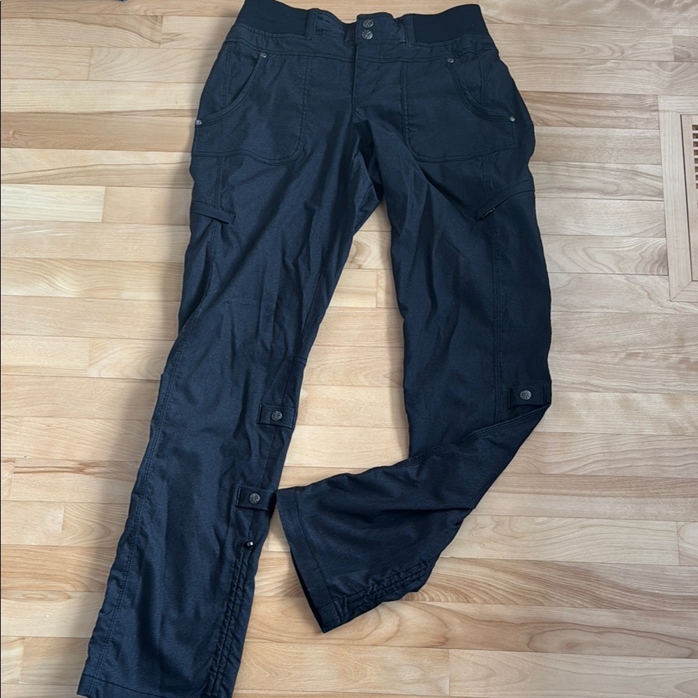 Athleta Cargo Pants size 4 dark gray